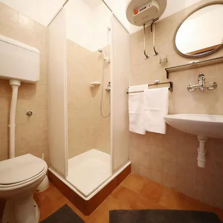 In - Insel Iz 53387 Lejlighed Mali Iž